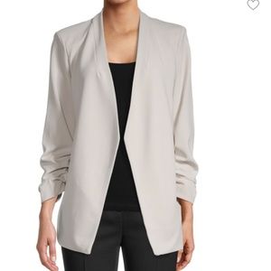 NEW PHILOSOPHY Ruched-Sleeve Collarless Jacket (size small)